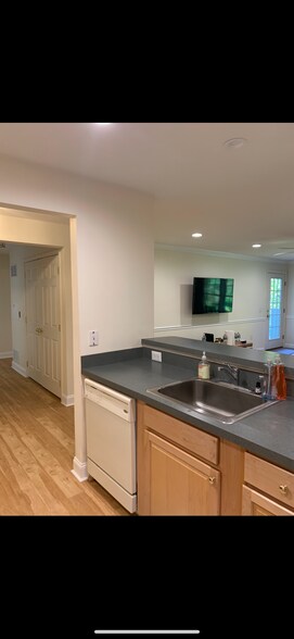 Building Photo - 3103 Peer Pl