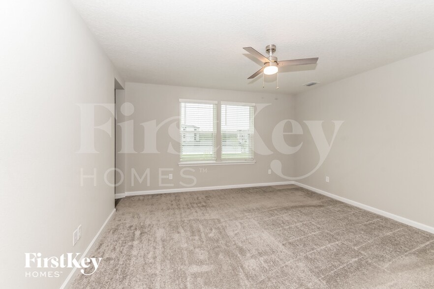 Building Photo - 2081 Amberly Dr
