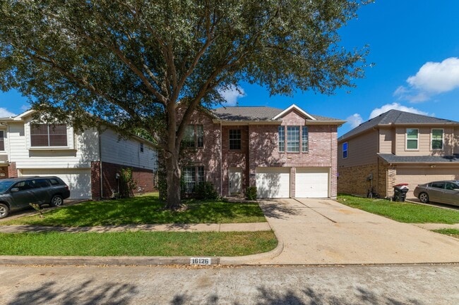 Building Photo - 16126 Taloncrest Dr