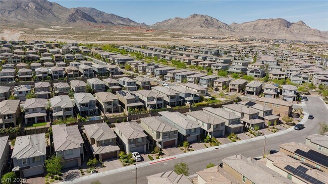 Building Photo - 361 Wind Poppy St