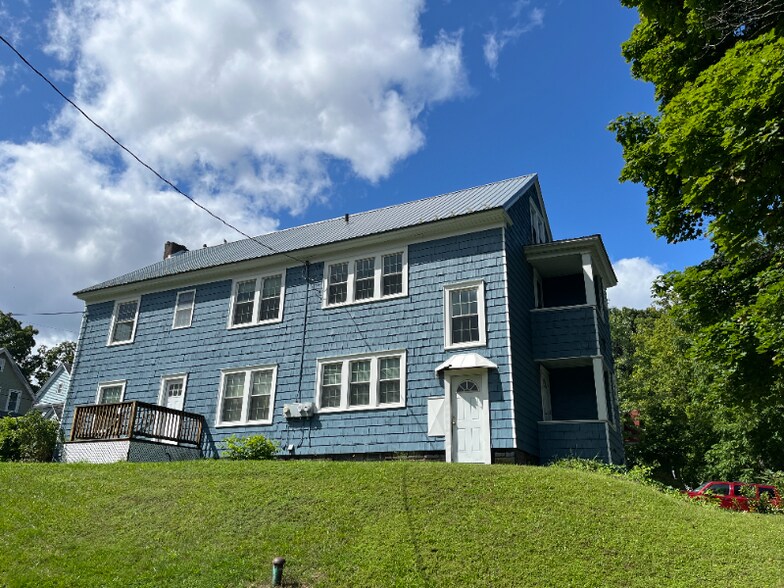 Building Photo - 511-513 Summit Ave