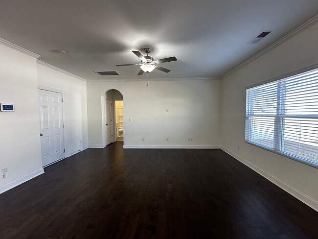 Building Photo - Exclusively Offered By Muse Realty Rentals, LLC