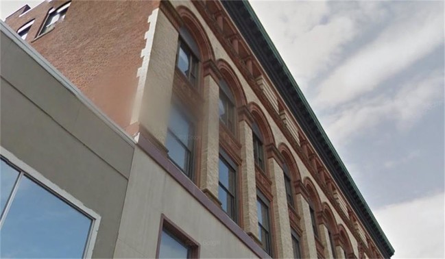 Building Photo - 470 Main Street