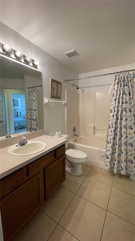 Building Photo - 1327 Casterton Cir