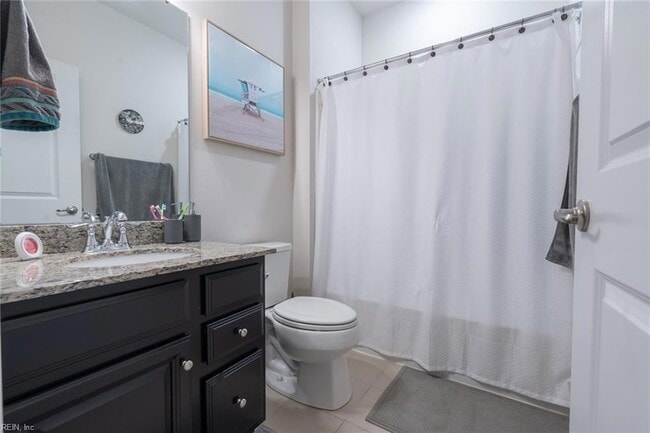 Building Photo - 605 Brickell Chase