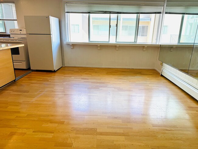 Building Photo - 220 Atlantic Ave