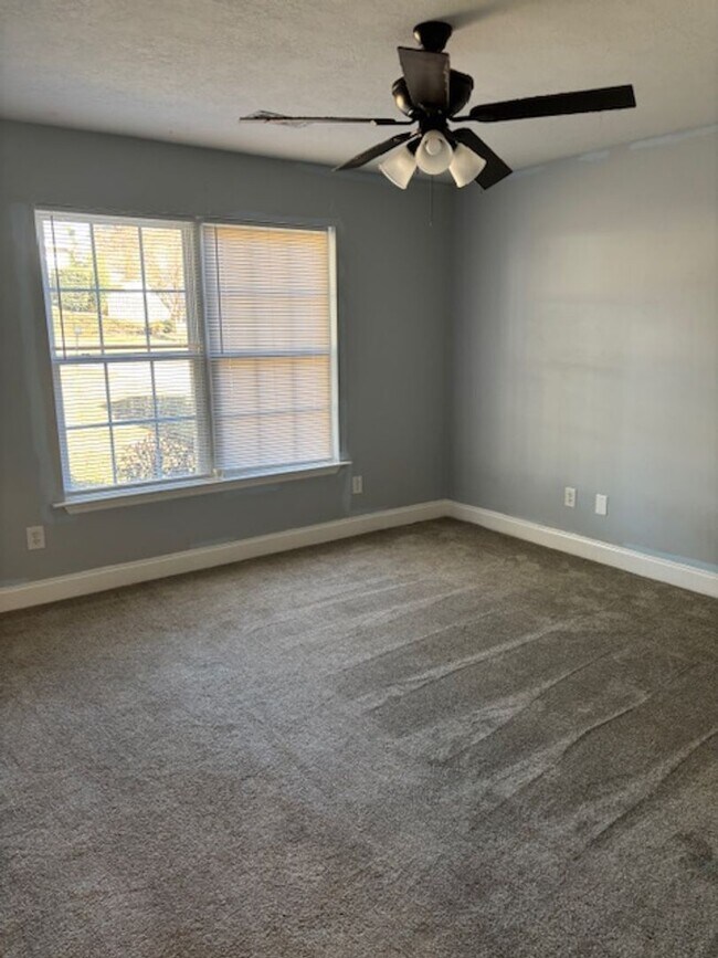 Building Photo - Spacious 4BR North Augusta Rental – Move-I...