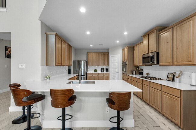 Building Photo - 1569 Sunrise Gables Dr