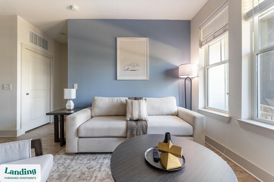 Building Photo - 655 W Marina Cove Dr