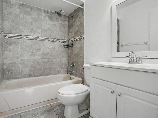 Building Photo - 7102 Harbor Heights Cir