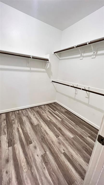 Building Photo - 600 Knopper St