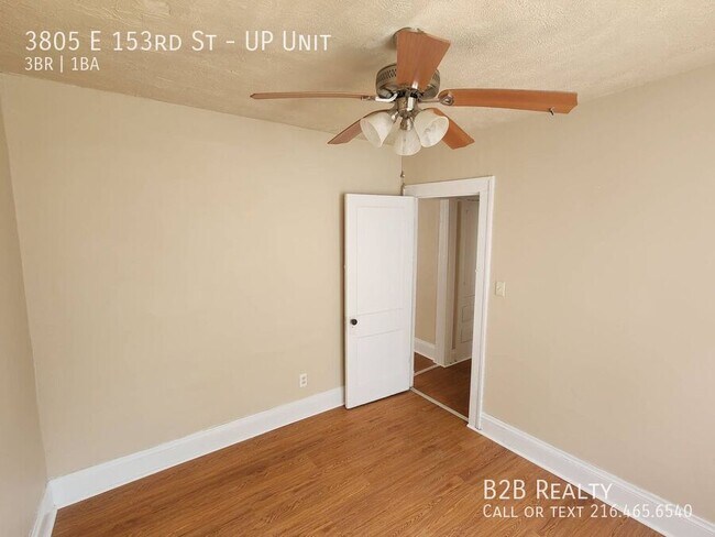 Building Photo - 3805 E 153rd St