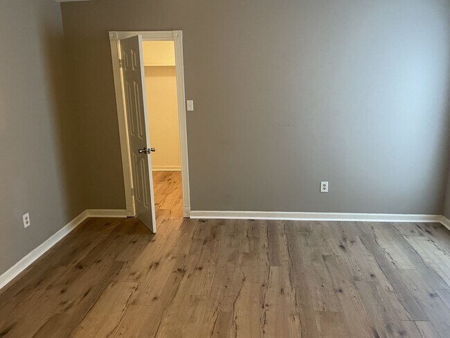 Building Photo - AVAILABLE SOON!!