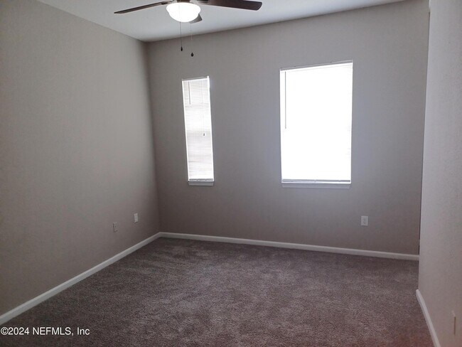 Building Photo - 10075 Gate Pkwy N