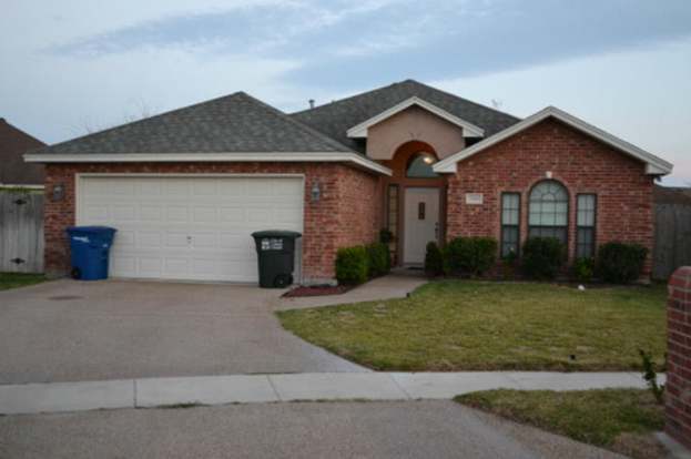 Building Photo - 2542 Windrose Dr