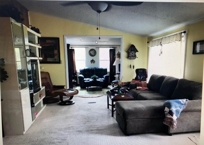 Building Photo - 106 Admiral Ct