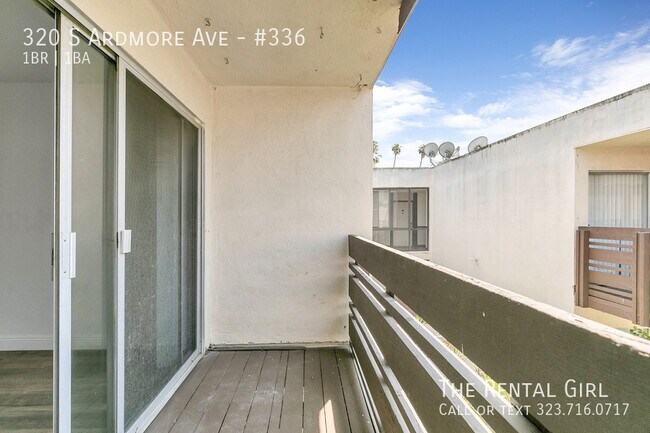 Building Photo - 320 S Ardmore Ave