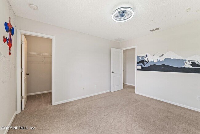 Building Photo - 3149 Silverado Cir