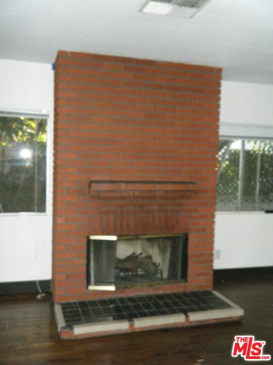 Building Photo - 5723 Stansbury Ave