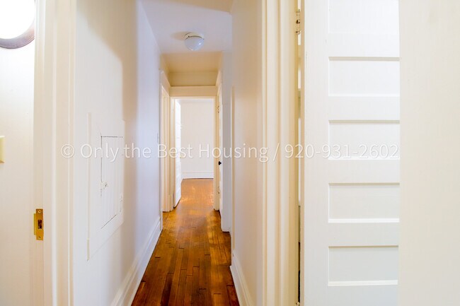 Building Photo - 846 Franklin St