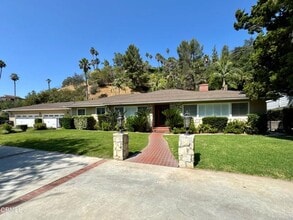 Building Photo - 1535 Glenmont Dr