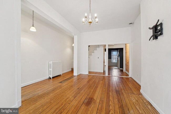 Building Photo - 2206 E Baltimore St