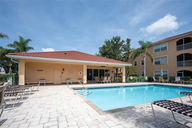 Building Photo - 1761 Auburn Lakes Dr