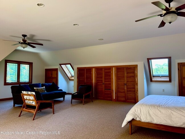 Building Photo - 66 Fiddlehead Ln