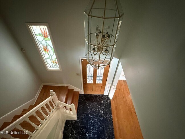 Building Photo - 1327 Fox Chase Dr