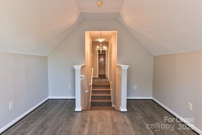 Building Photo - 9522 Bird Watch Ln