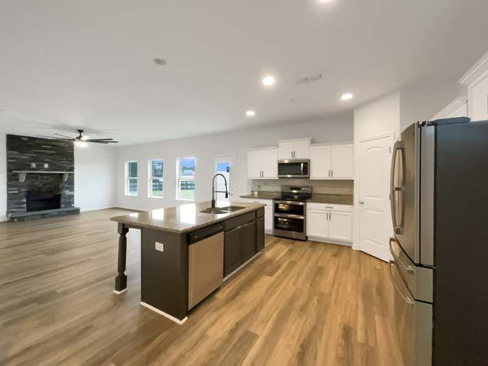 Building Photo - 203 Fount Hackney Ln