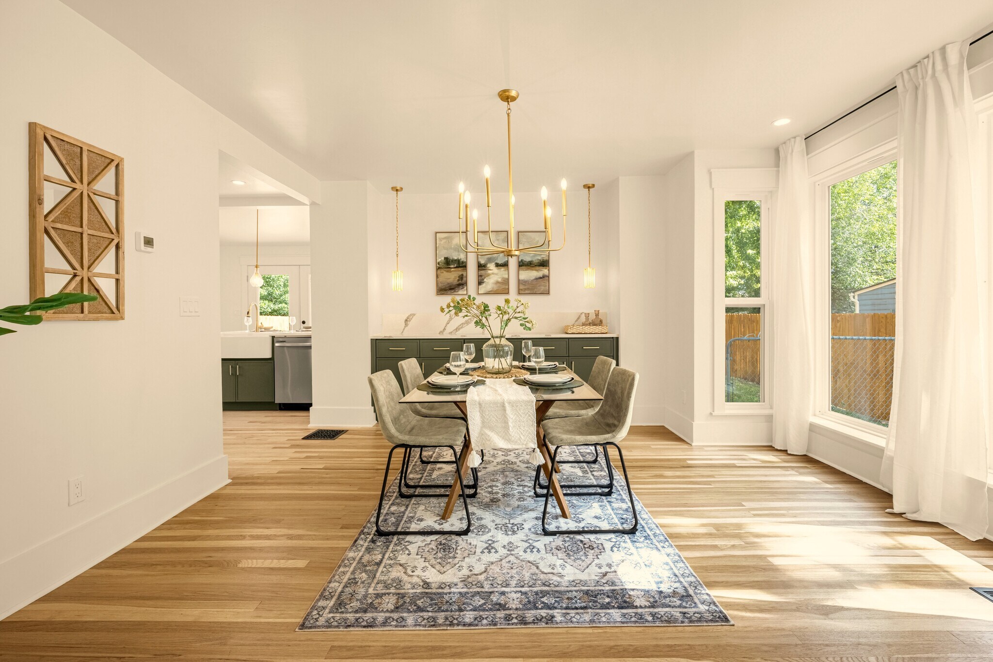 Building Photo - 200 W Cheyenne Rd