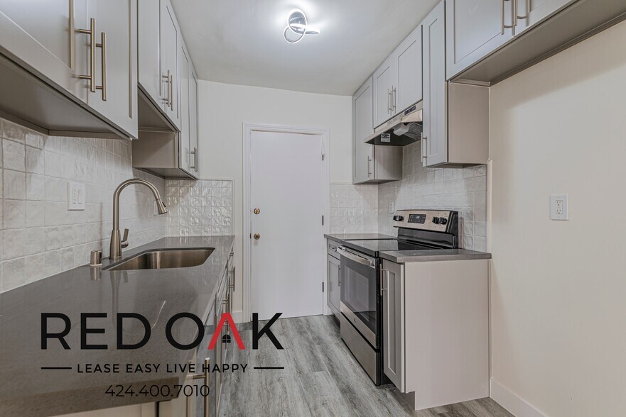 Building Photo - 508 Normandie Ave