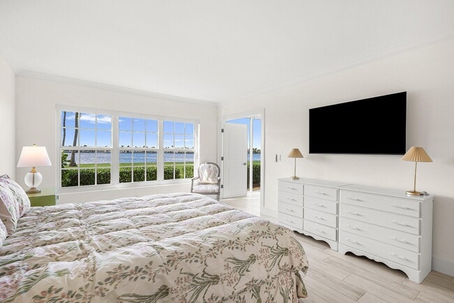 Building Photo - 2170 Ibis Isle Rd