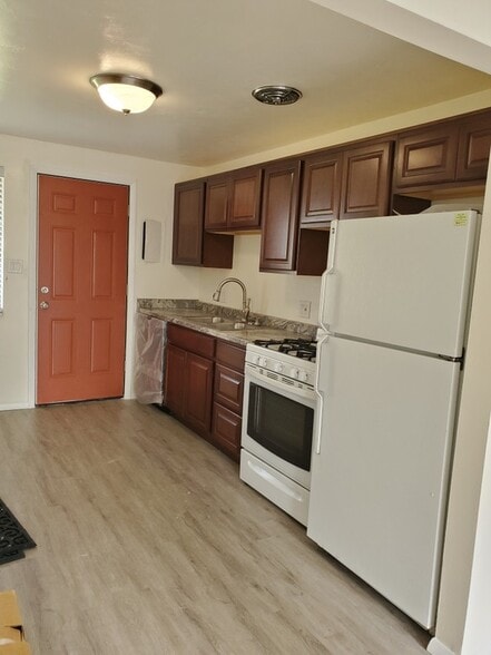 Building Photo - 326 N 300 W