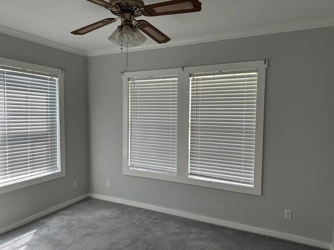 Building Photo - 1410 Field Store Rd