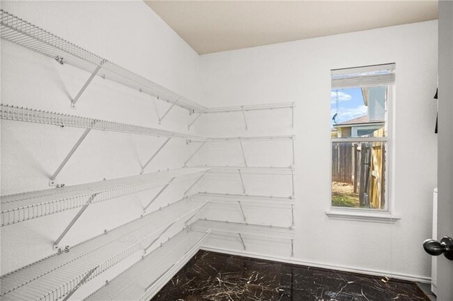 Building Photo - 1825 Golden Sunrise Ln