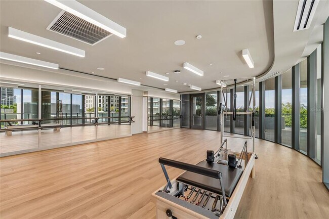 Building Photo - 3015 S Ysabella Ave