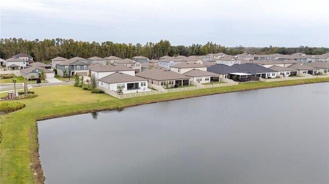 Building Photo - 8692 Little Bluestem Dr