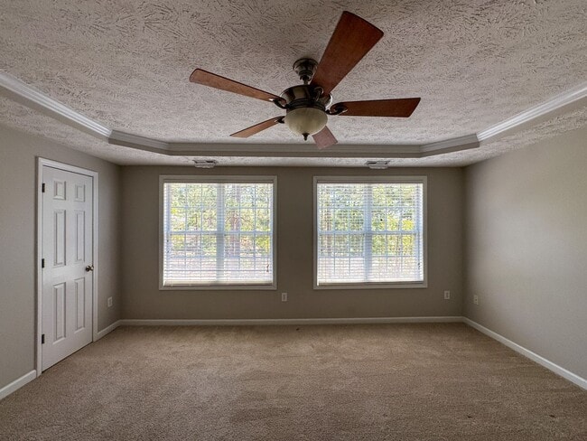 Building Photo - Spacious 4 Bed 2.5 Bath Home in Carolina Lakes