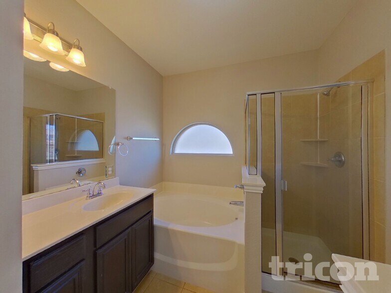 Building Photo - 103 Jennie Ct