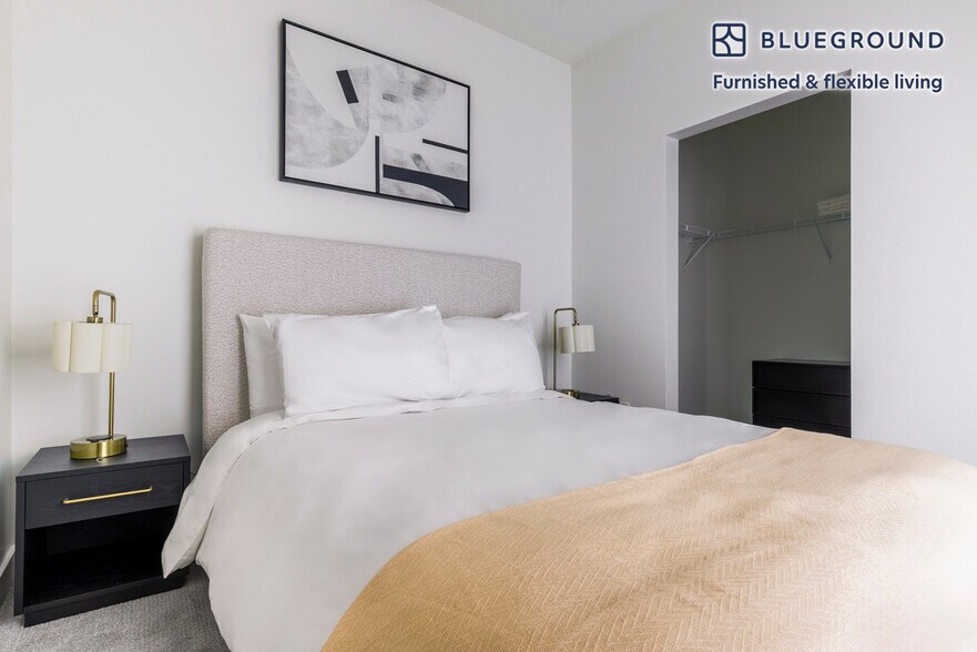 Building Photo - 100 N Addison Ave