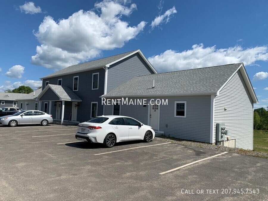 Building Photo - 208 Rocky Rdg Dr