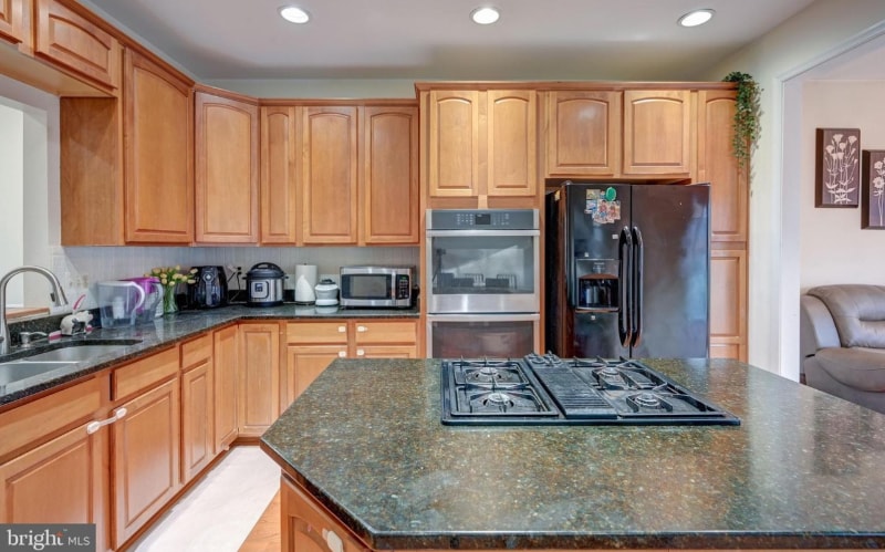 Building Photo - 8827 Montjoy Pl