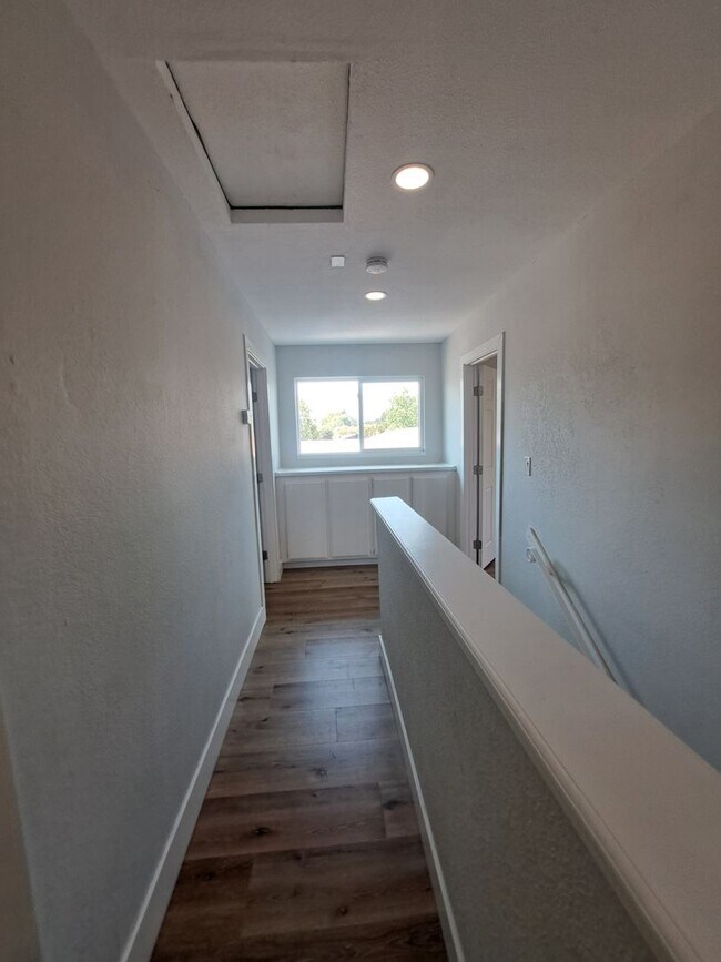 Building Photo - Beautifully Remodeled Home for Rent – Prim...