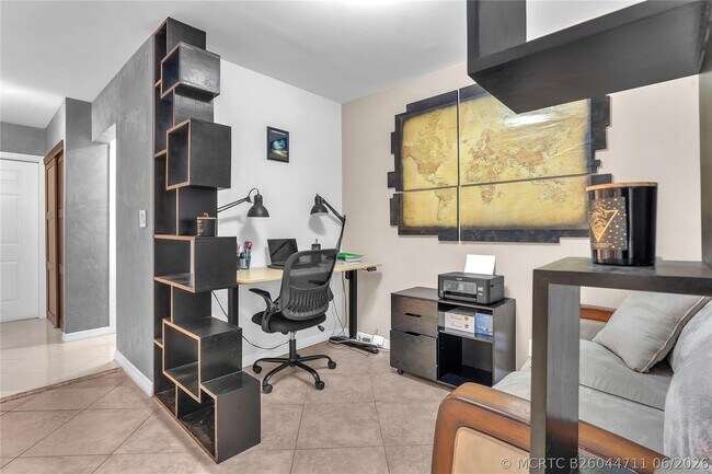 Building Photo - 8407 NW 78th Ct