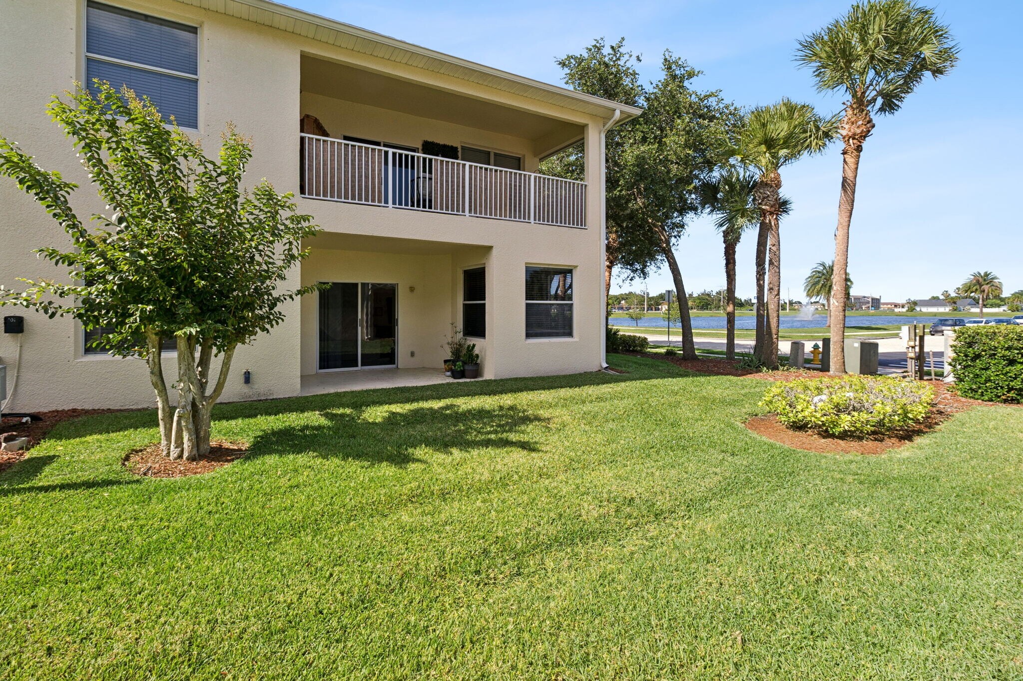 Building Photo - 907 Ocaso Ln