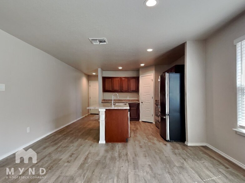 Building Photo - 3943 Turning Pine Edge