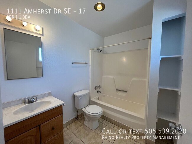 Building Photo - 1111 Amherst Dr SE