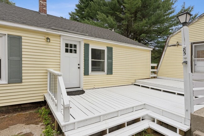 Building Photo - 84 Pine Hill Rd N